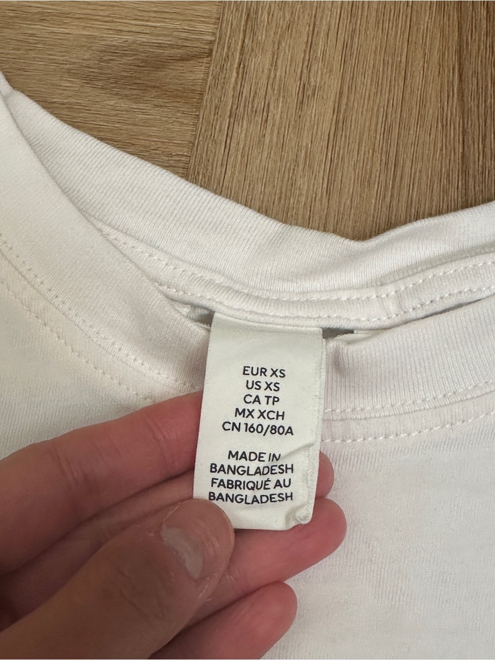 H&M graphic tee womens - Picture 2 of 2